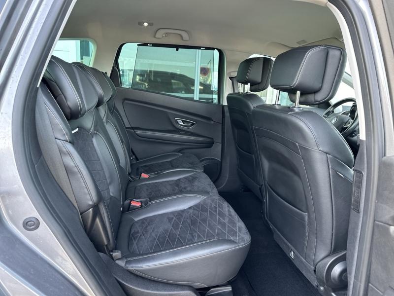 Image RENAULT Grand Scenic 1.3 TCe 140ch Black Edition - 21