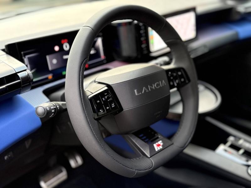 Image LANCIA Ypsilon 1.2 Ibrida 110ch HF Line eDCT6