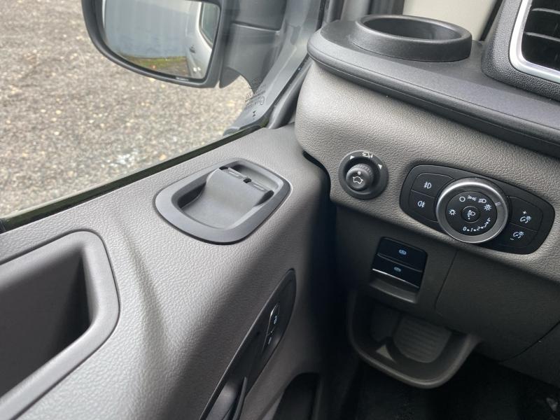 Image FORD Transit 2T Fg PE 390 L2H2 198 kW Batterie 75/68 kWh Trend Business