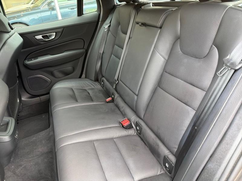 Image VOLVO V60 B4 197ch Plus Style Dark DCT 7