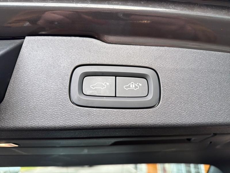 Image VOLVO V60 B4 197ch Plus Style Dark DCT 7