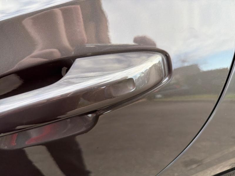 Image VOLVO V60 B4 197ch Plus Style Dark DCT 7