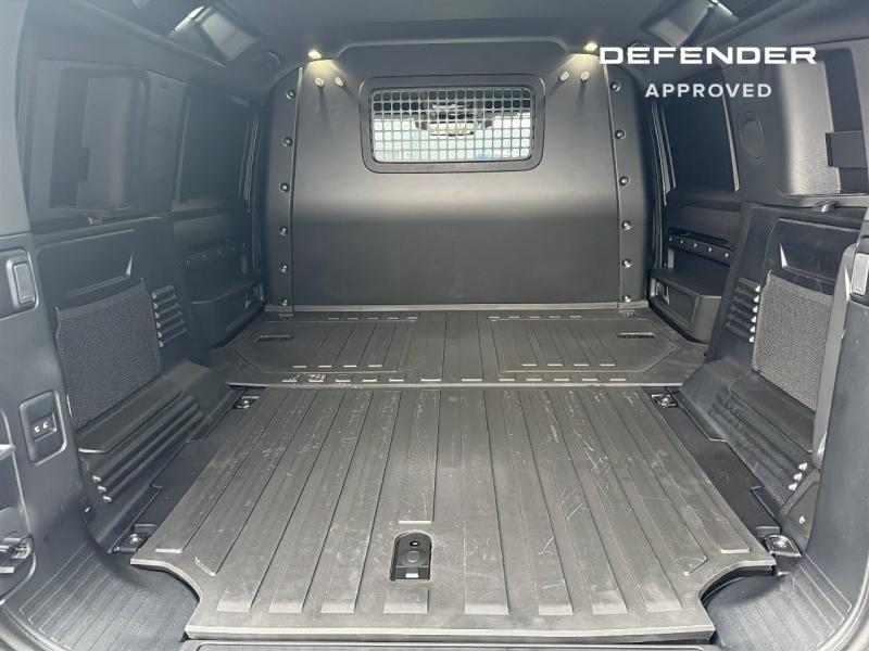 Image LAND-ROVER Defender 110 3.0 D250 Hard Top X-Dynamic SE