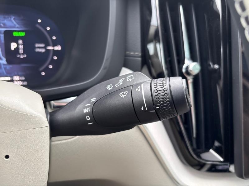 Image VOLVO XC60 T6 Hybride Rechargeable 350ch Ultra Style Dark Geartronic 8 AWD