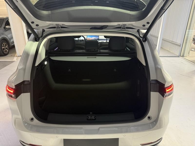 Image LEAPMOTOR C10 REEV 215ch 28,4 kWh Design MY25