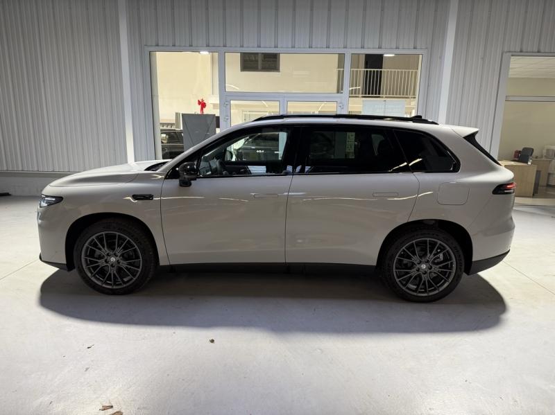 Image LEAPMOTOR C10 REEV 215ch 28,4 kWh Design MY25