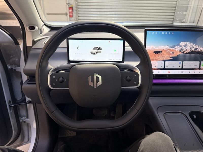 Image LEAPMOTOR C10 REEV 215ch 28,4 kWh Design MY25