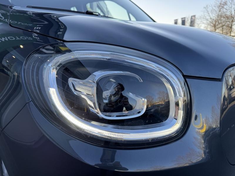 Image LEAPMOTOR T03 Electric 95ch Design