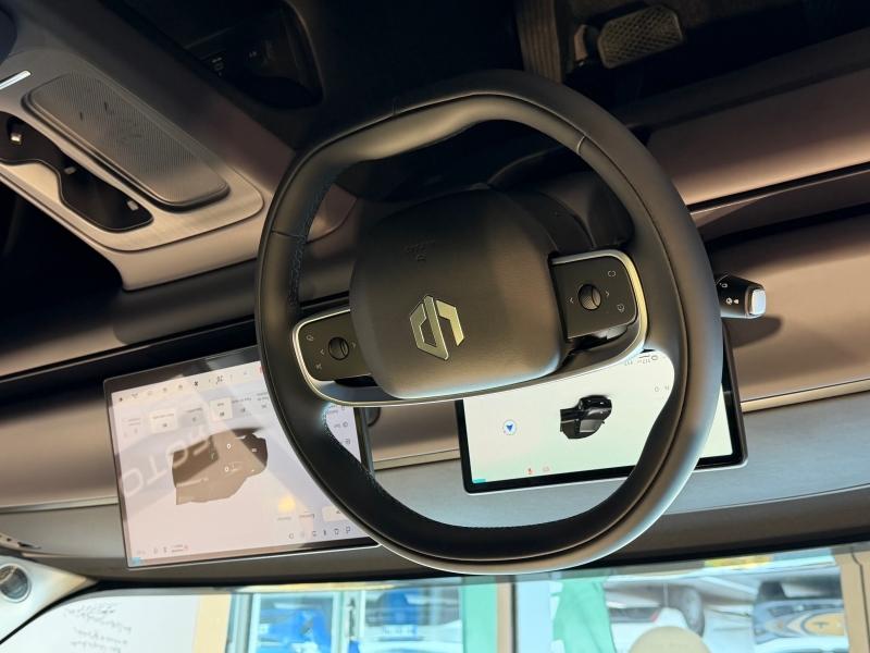 Image LEAPMOTOR C10 REEV 215ch 28,4 kWh Design MY25