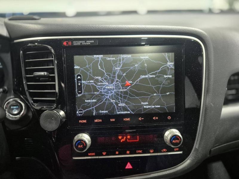 Image MITSUBISHI Outlander PHEV Twin Motor Invite 4WD