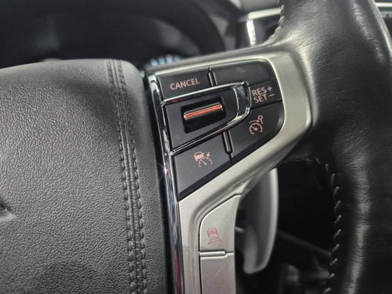 Image MITSUBISHI Outlander PHEV Twin Motor Invite 4WD