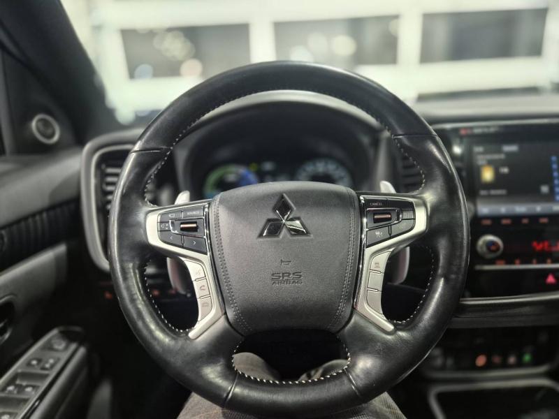 Image MITSUBISHI Outlander PHEV Twin Motor Invite 4WD