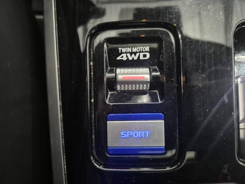 Image MITSUBISHI Outlander PHEV Twin Motor Invite 4WD