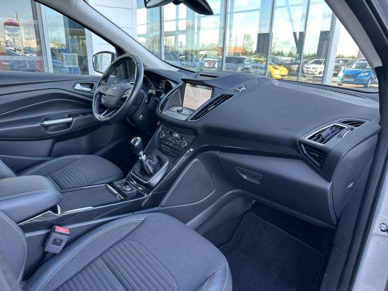 Image FORD Kuga 1.5 Flexifuel-E85 150ch Stop&Start Titanium 4x2 Euro6.2