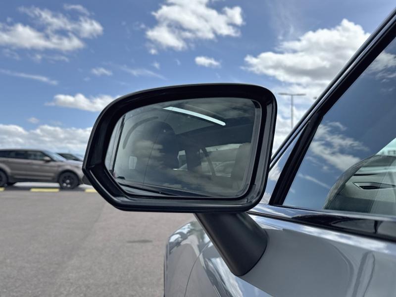 Image VOLVO V60 B4 197ch Plus Style Dark DCT 7