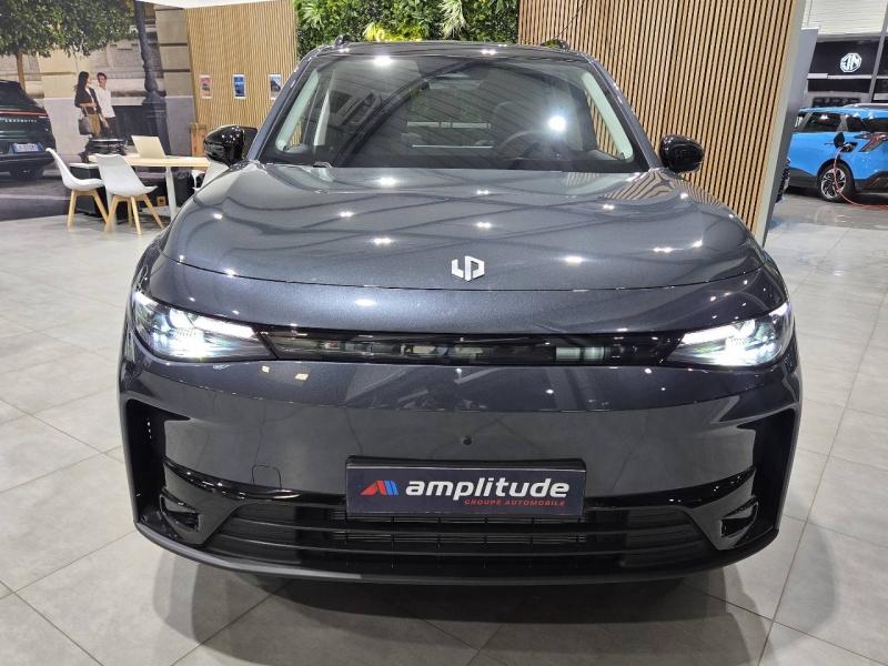 Image LEAPMOTOR C10 REEV 215ch 28,4 kWh Design MY25