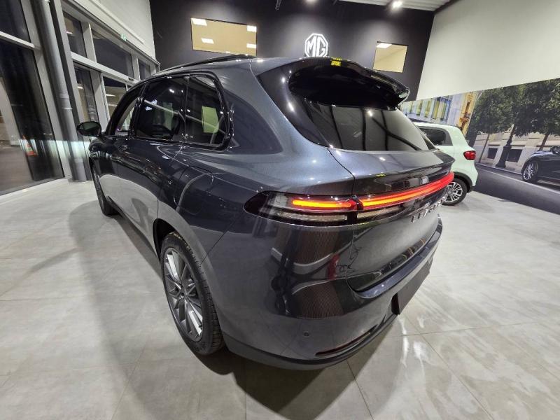 Image LEAPMOTOR C10 REEV 215ch 28,4 kWh Design MY25