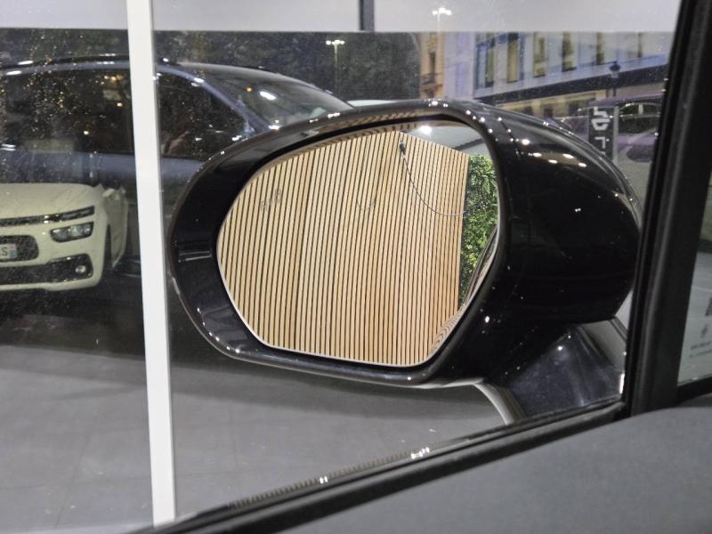 Image LEAPMOTOR C10 REEV 215ch 28,4 kWh Design MY25