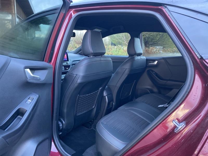 Image FORD Puma 1.0 EcoBoost 125ch S&S mHEV ST-Line X Vivid Ruby Edition Powershift