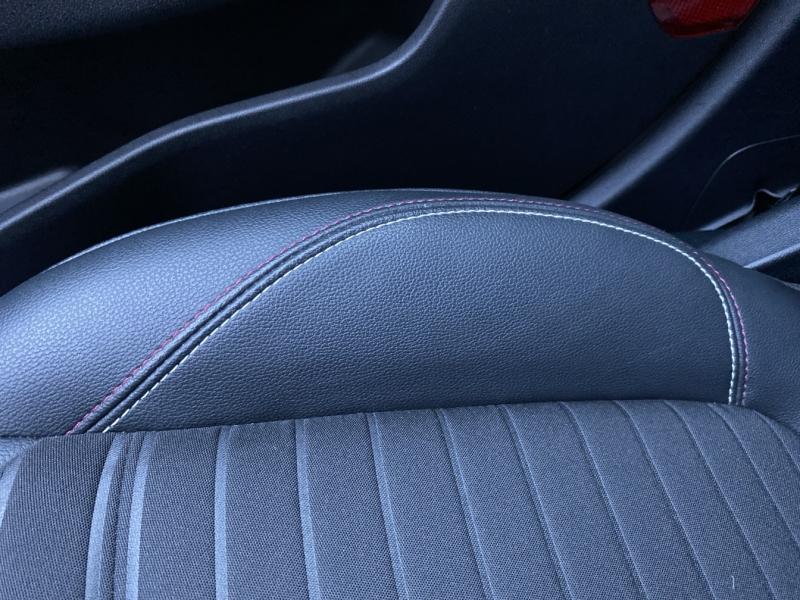 Image FORD Puma 1.0 EcoBoost 125ch S&S mHEV ST-Line X Vivid Ruby Edition Powershift