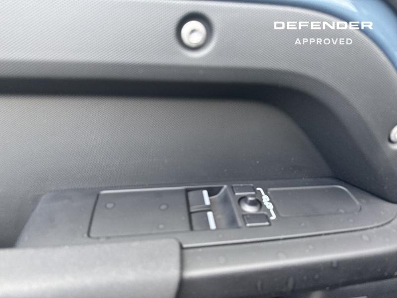 Image LAND-ROVER Defender 90 3.0 D250 Hard Top