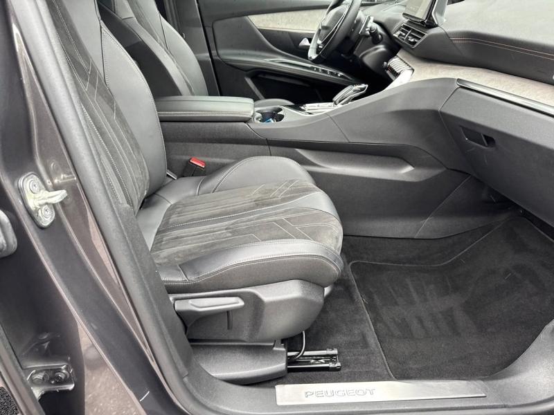 Image PEUGEOT 3008 HYBRID 225ch GT Pack e-EAT8