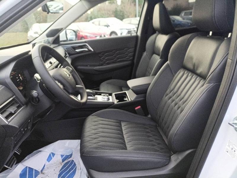 Image MITSUBISHI Outlander 2.4 PHEV 306ch Instyle 4WD