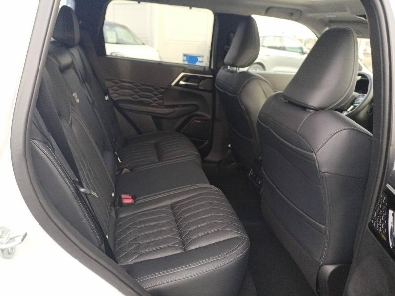 Image MITSUBISHI Outlander 2.4 PHEV 306ch Instyle 4WD