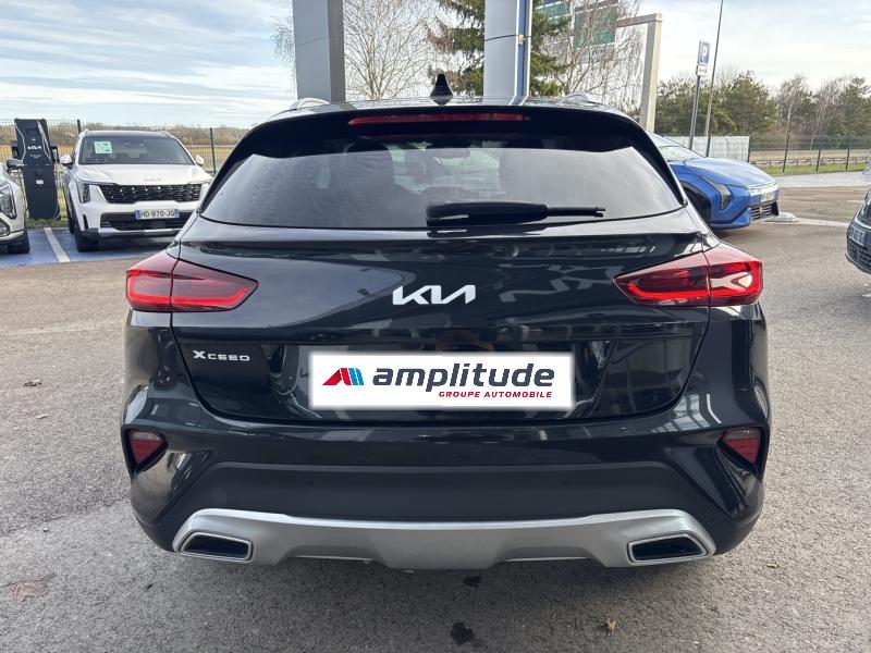 Image KIA XCeed 1.6 GDi 105ch + Plug-In 60.5ch Black & White Edition DCT6 MY22