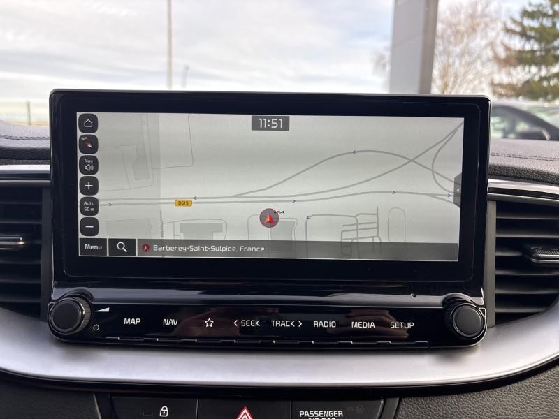 Image KIA XCeed 1.6 GDi 105ch + Plug-In 60.5ch Black & White Edition DCT6 MY22