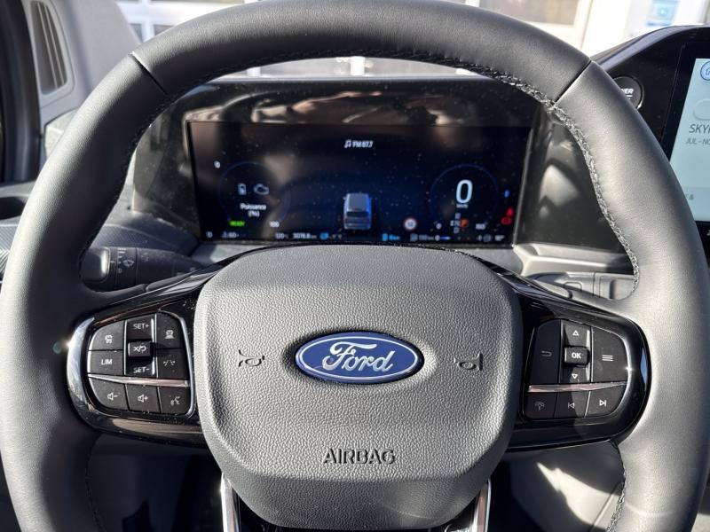 Image FORD Transit Custom Fg 320 L1H1 2.5 Duratec 232ch Hybride rechargeable Cabine Approfondie Limited CVT