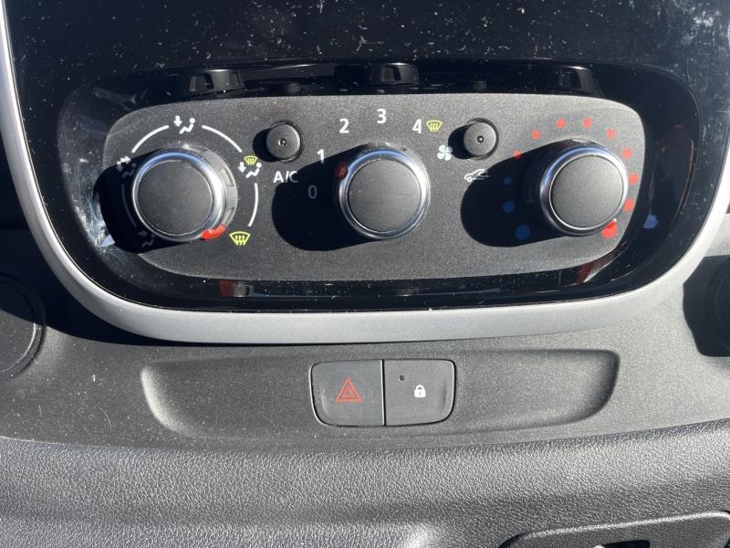 Image RENAULT Trafic Fg L2H1 1200 2.0 dCi 120ch Cabine Approfondie Grand Confort E6