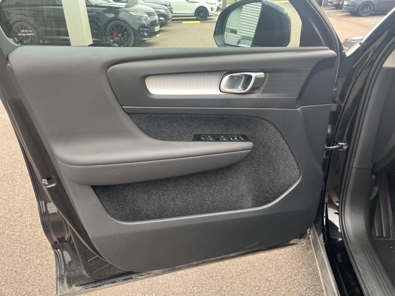 Image VOLVO XC40 T2 129ch Momentum Business Geartronic 8