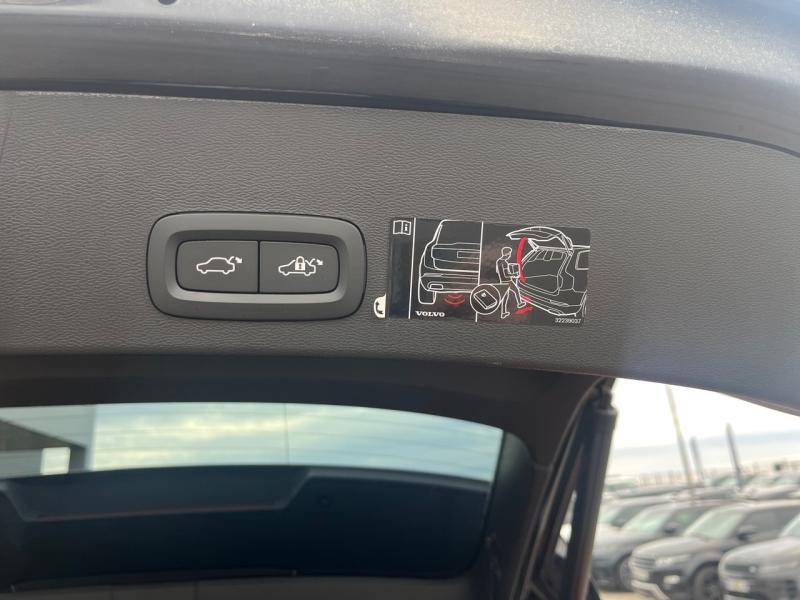 Image VOLVO XC40 T2 129ch Momentum Business Geartronic 8