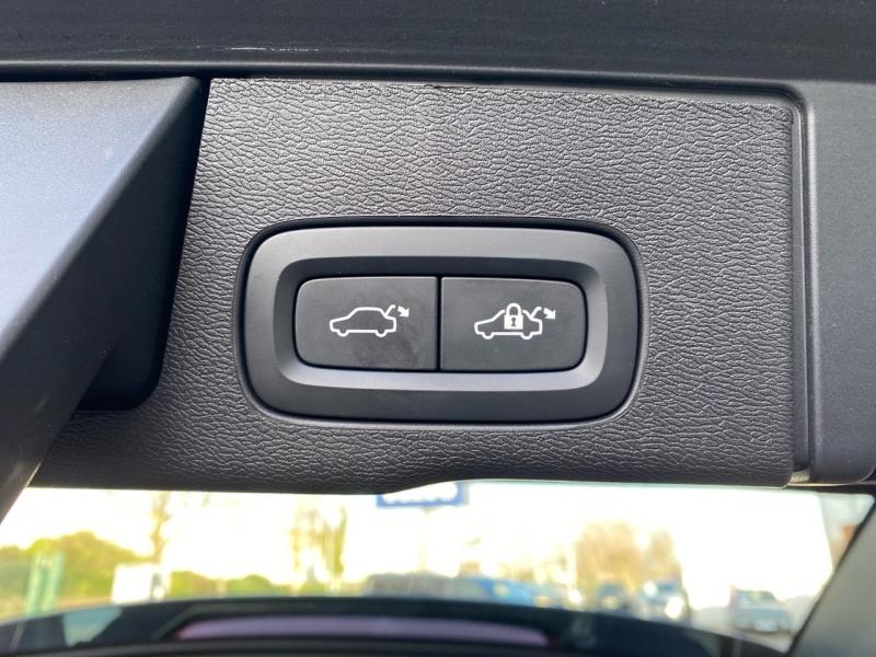 Image VOLVO XC60 T6 AWD 253 + 145ch Plus Style Dark Geartronic