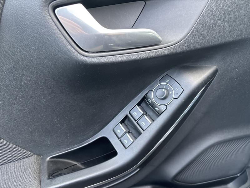 Image FORD Puma 1.0 Flexifuel 125ch S&S mHEV Titanium