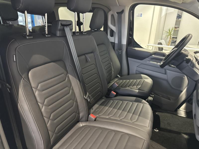 Image FORD Tourneo Custom 320 L2H1 2.0 EcoBlue 170ch Titanium BVA8