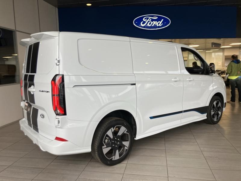 Image FORD Transit Custom Fg 320 L1H1 2.5 Duratec 232ch Hybride rechargeable Sport CVT