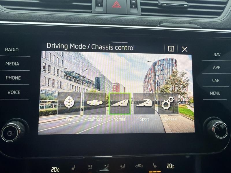 Image SKODA Superb Combi 2.0 TDI SCR 150ch Sportline DSG7