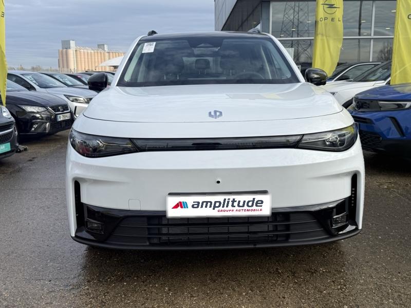 Image LEAPMOTOR C10 REEV 215ch 28,4 kWh Design MY25