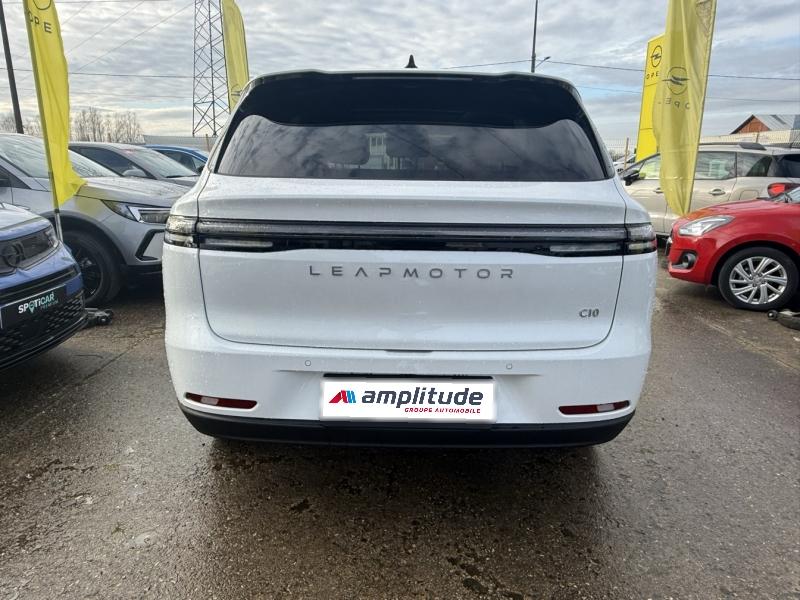 Image LEAPMOTOR C10 REEV 215ch 28,4 kWh Design MY25