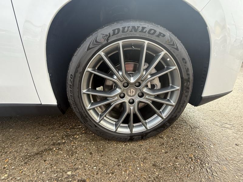 Image LEAPMOTOR C10 REEV 215ch 28,4 kWh Design MY25