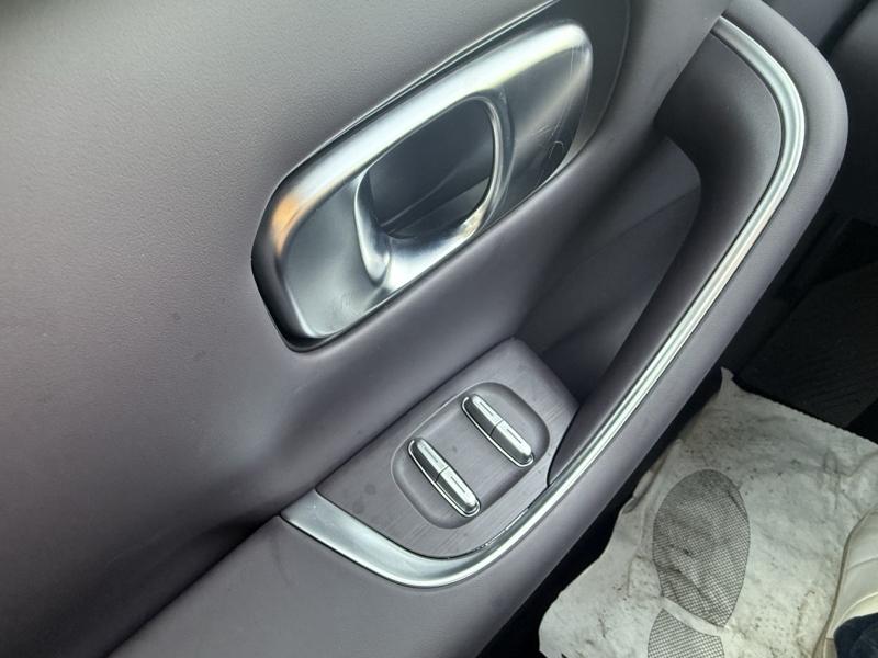 Image LEAPMOTOR C10 REEV 215ch 28,4 kWh Design MY25