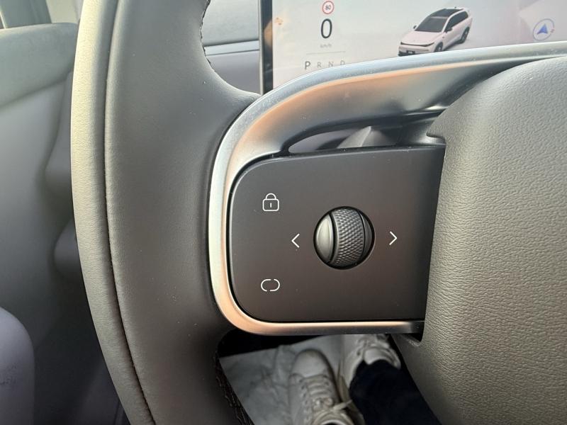 Image LEAPMOTOR C10 REEV 215ch 28,4 kWh Design MY25