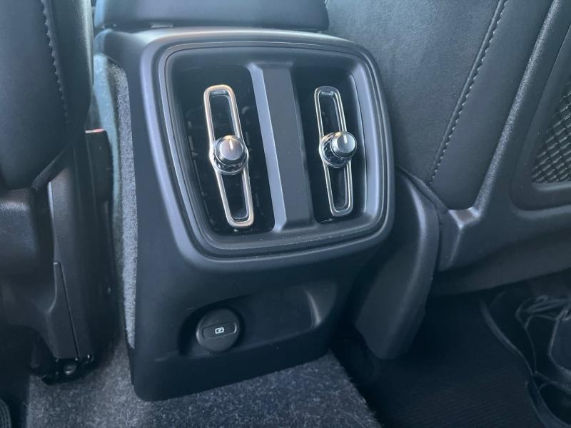 Image VOLVO XC40 B3 163ch Black Edition DCT 7