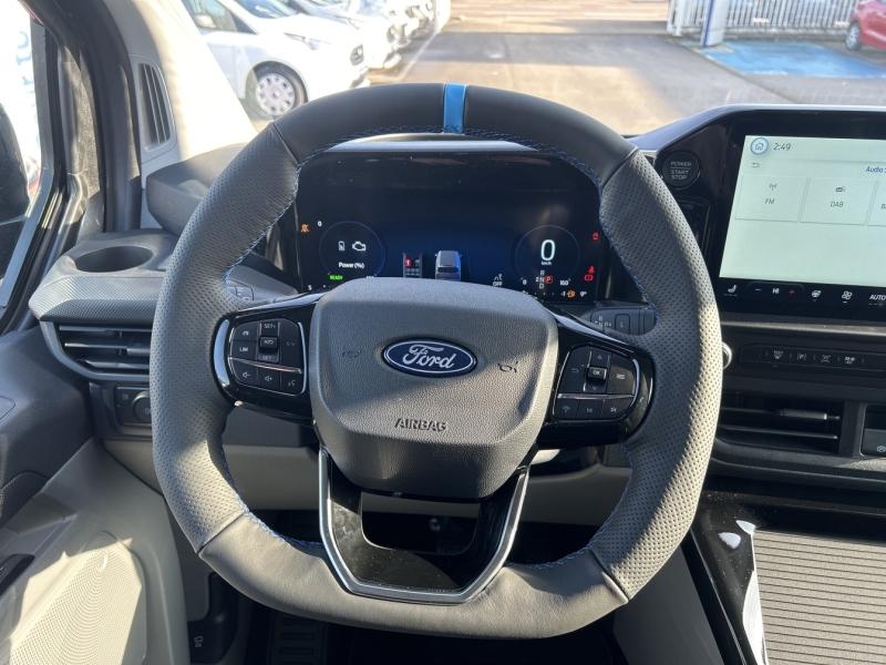 Image FORD Transit Custom Fg 320 L2H1 2.5 Duratec 232ch Hybride recheargeable Cabine Approfondie MS-RT CVT