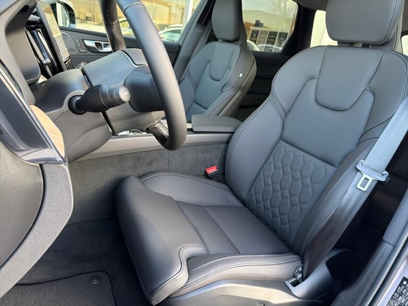 Image VOLVO XC60 T6 Hybride Rechargeable 350ch Plus Style Dark Geartronic 8 AWD