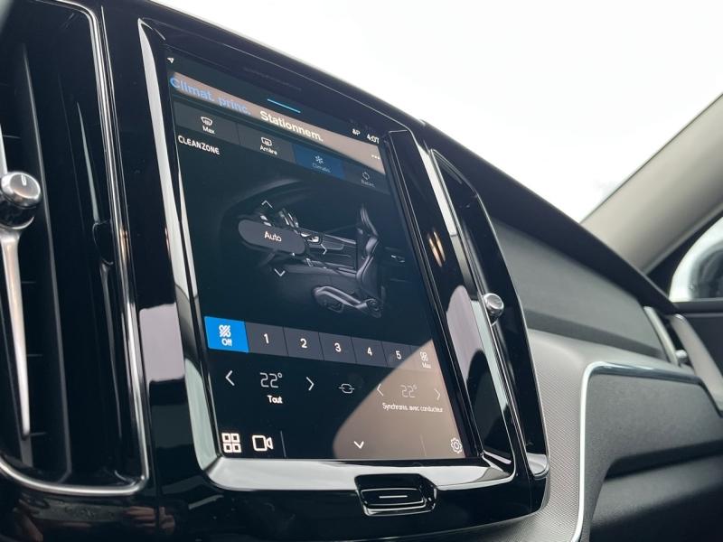 Image VOLVO XC60 T6 Hybride Rechargeable 253 + 145ch Plus Style Dark Geartronic 8 AWD