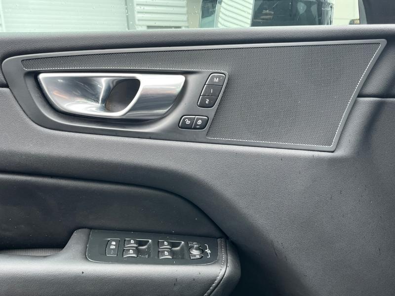 Image VOLVO XC60 T6 Hybride Rechargeable 253 + 145ch Plus Style Dark Geartronic 8 AWD