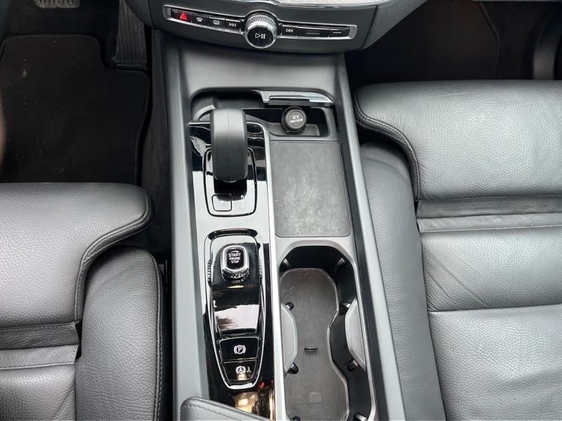 Image VOLVO XC60 T6 Hybride Rechargeable 253 + 145ch Plus Style Dark Geartronic 8 AWD